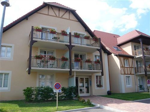 ברגהיים Residence Odalys Le Domaine Des Rois מראה חיצוני תמונה
